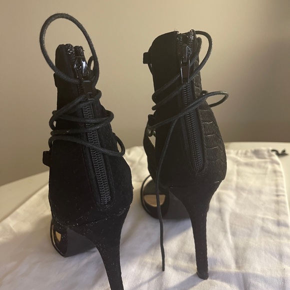 Sexy Lace Up Heels Vices - European Designer! - Picture 11 of 15